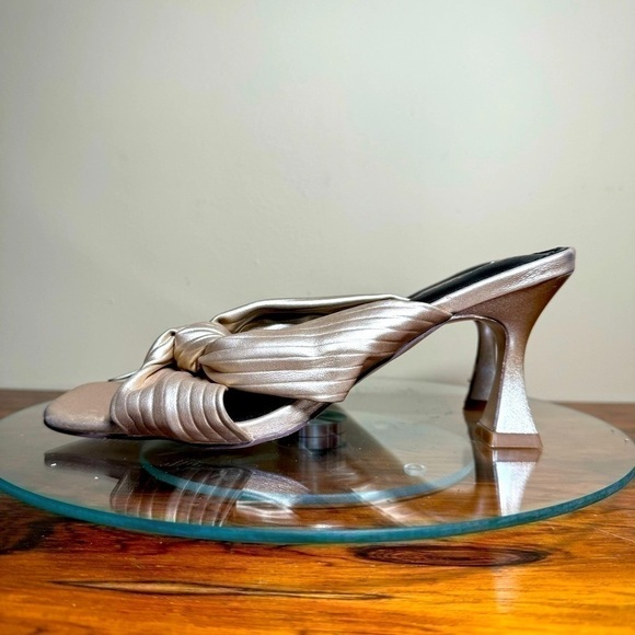 NEW Articles of Society Milano Heels - gold tan - Picture 1 of 14